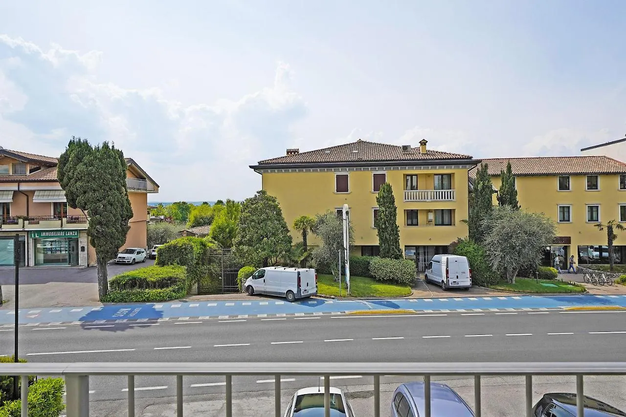 Appartamenti Alle Mura Lazise 0*,  Italia