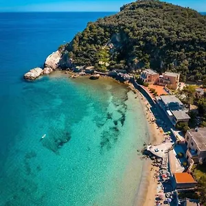 https://case-di-ru.hotelitalianriviera.com
